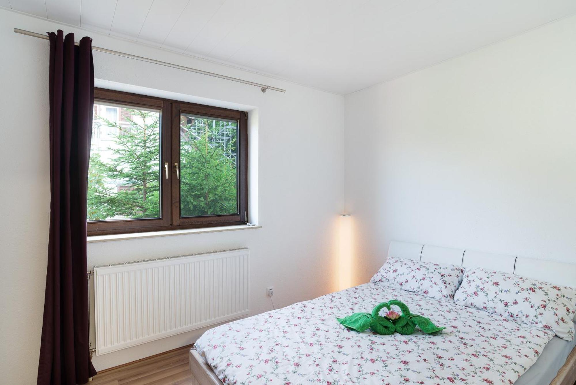 Haus Erika Ferienwohnung 1 Бад-Тайнах-Цавельштайн Экстерьер фото